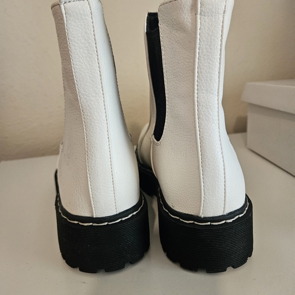 Union Bay Heather Fashion Boots - Picture 4 of 6